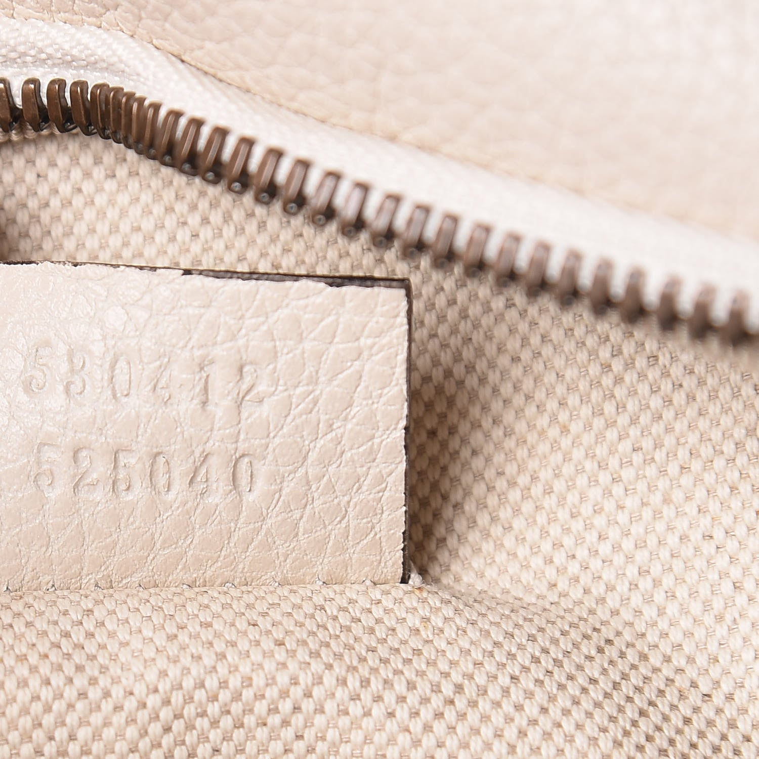 Gucci Grained Calfskin Logo Belt Bag White 7 of 10