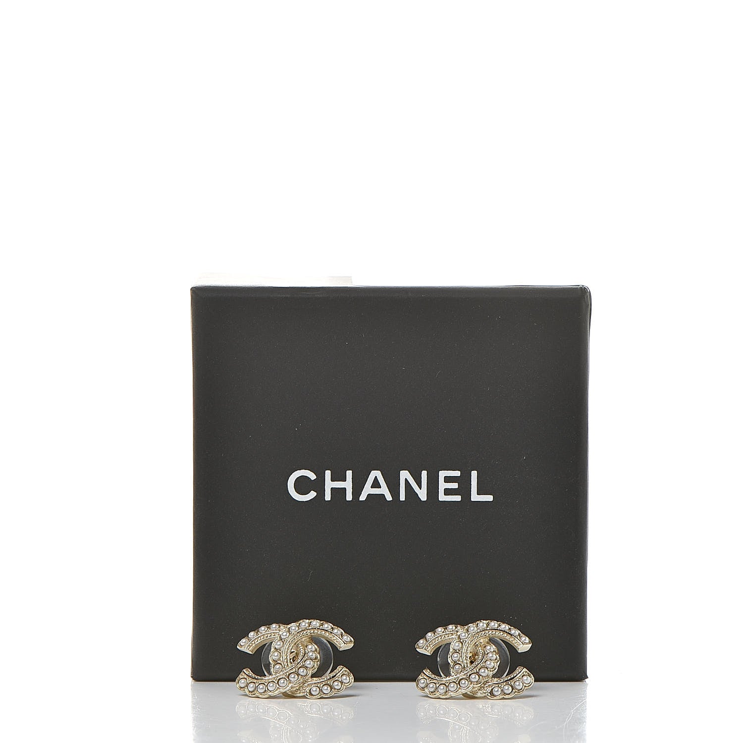 Chanel Pearl Queen of France CC Earrings Gold 5 of 5