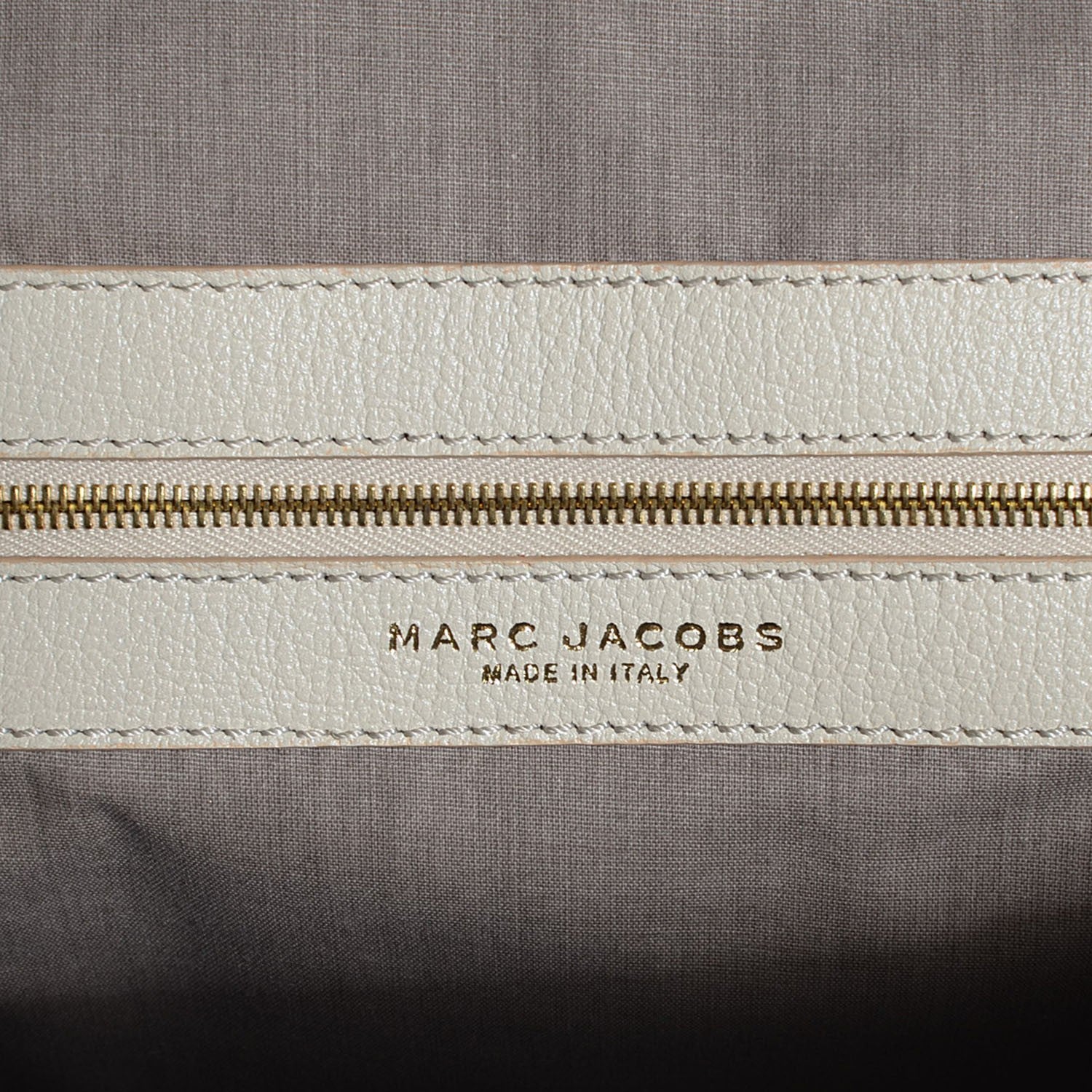 Marc Jacobs Calfskin Quilted Stam Milk 6 of 7