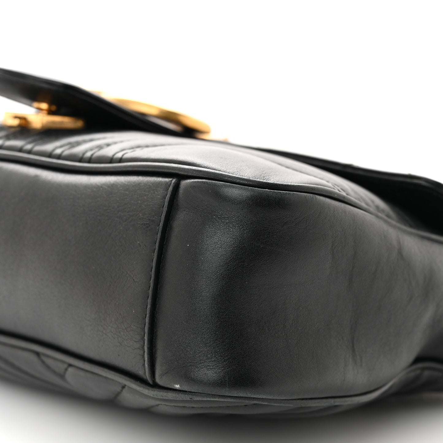 Calfskin Matelasse Medium GG Marmont Shoulder Bag Black