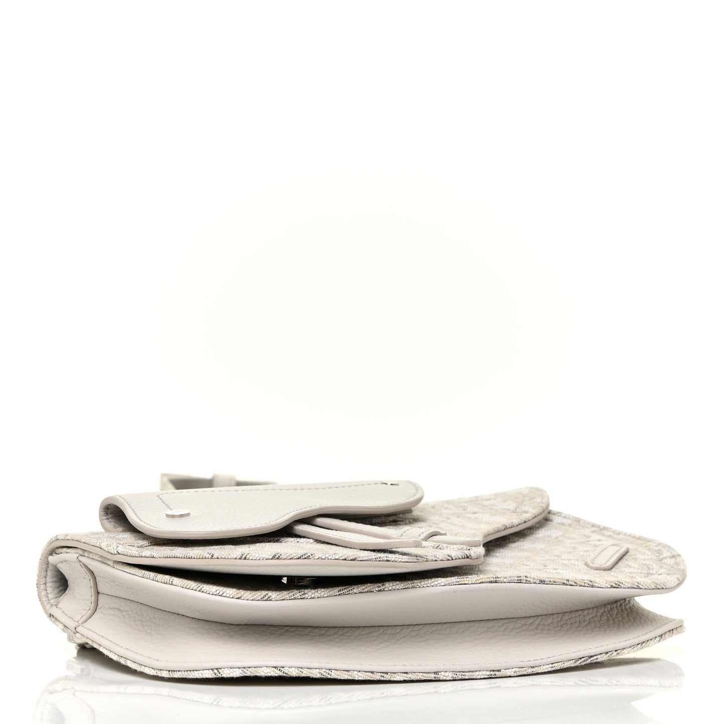 Oblique Saddle Messenger Pouch Beige
