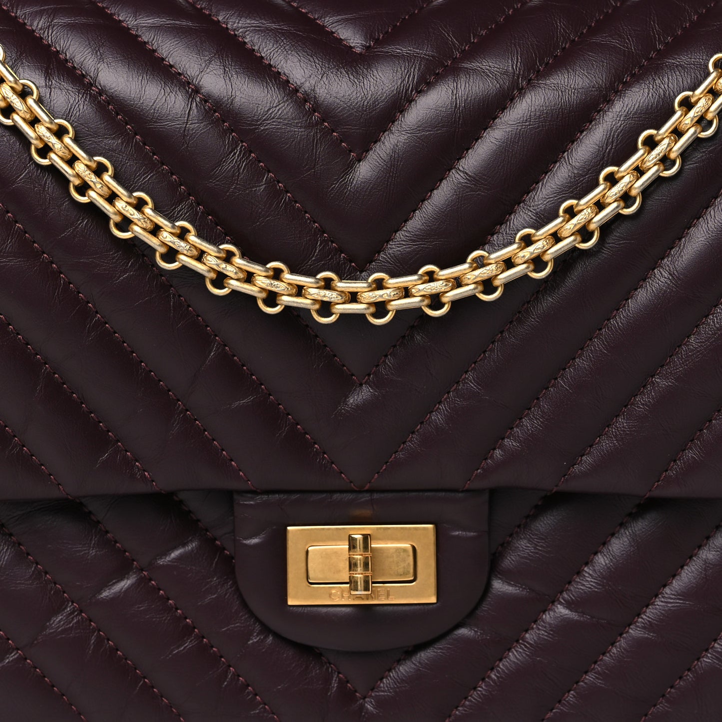 Aged Calfskin Chevron Quilted 2.55 Reissue 226 Flap Burgundy