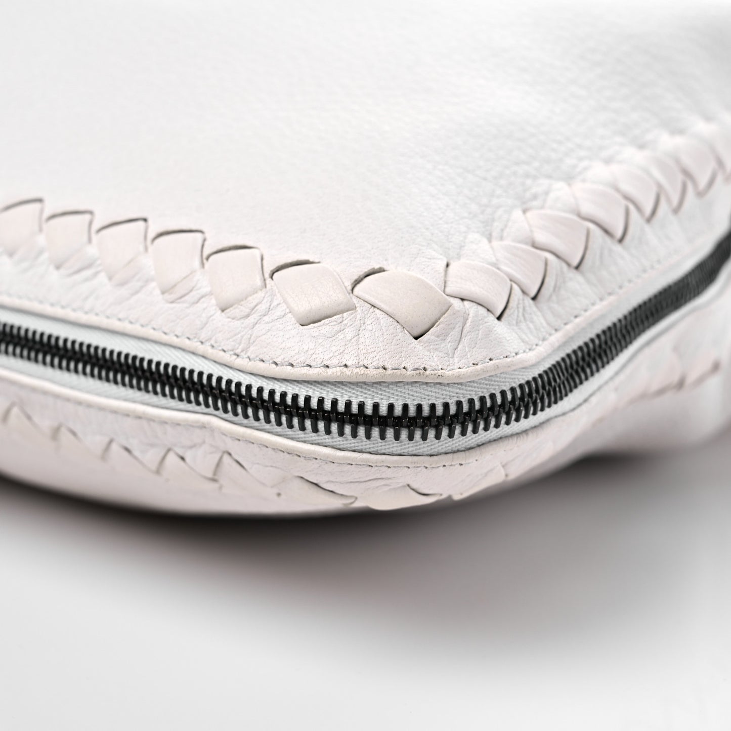 Cervo Mens Side-Zip Woven Tote White