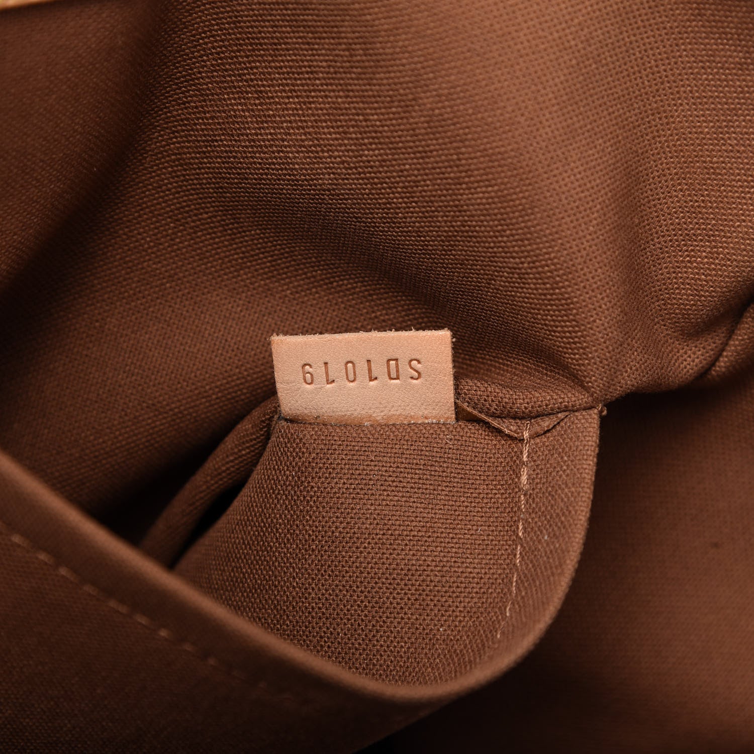 Louis Vuitton Monogram Tivoli GM 9 of 10