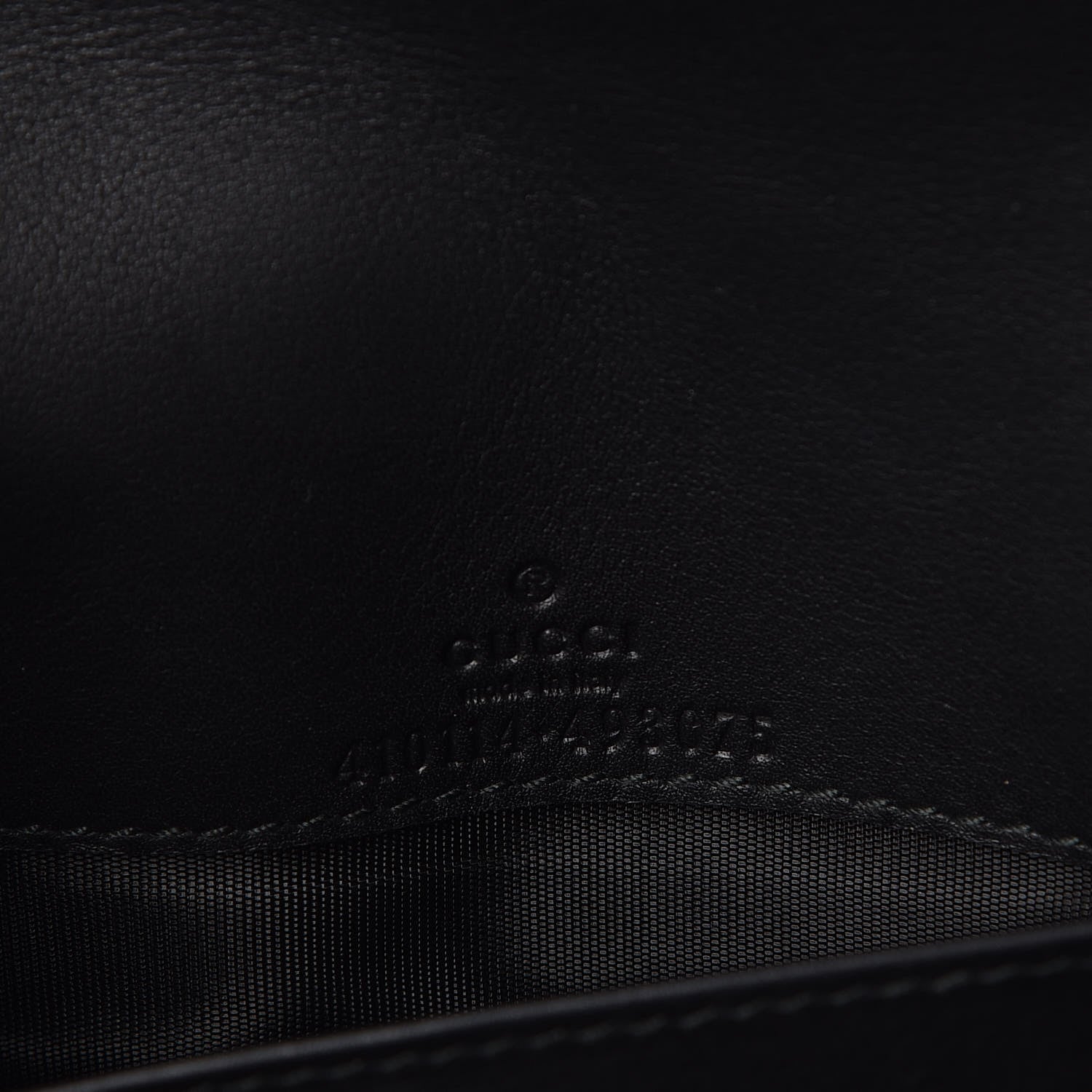 Gucci GG Supreme Monogram Arabesque Chain Wallet Black 6 of 6
