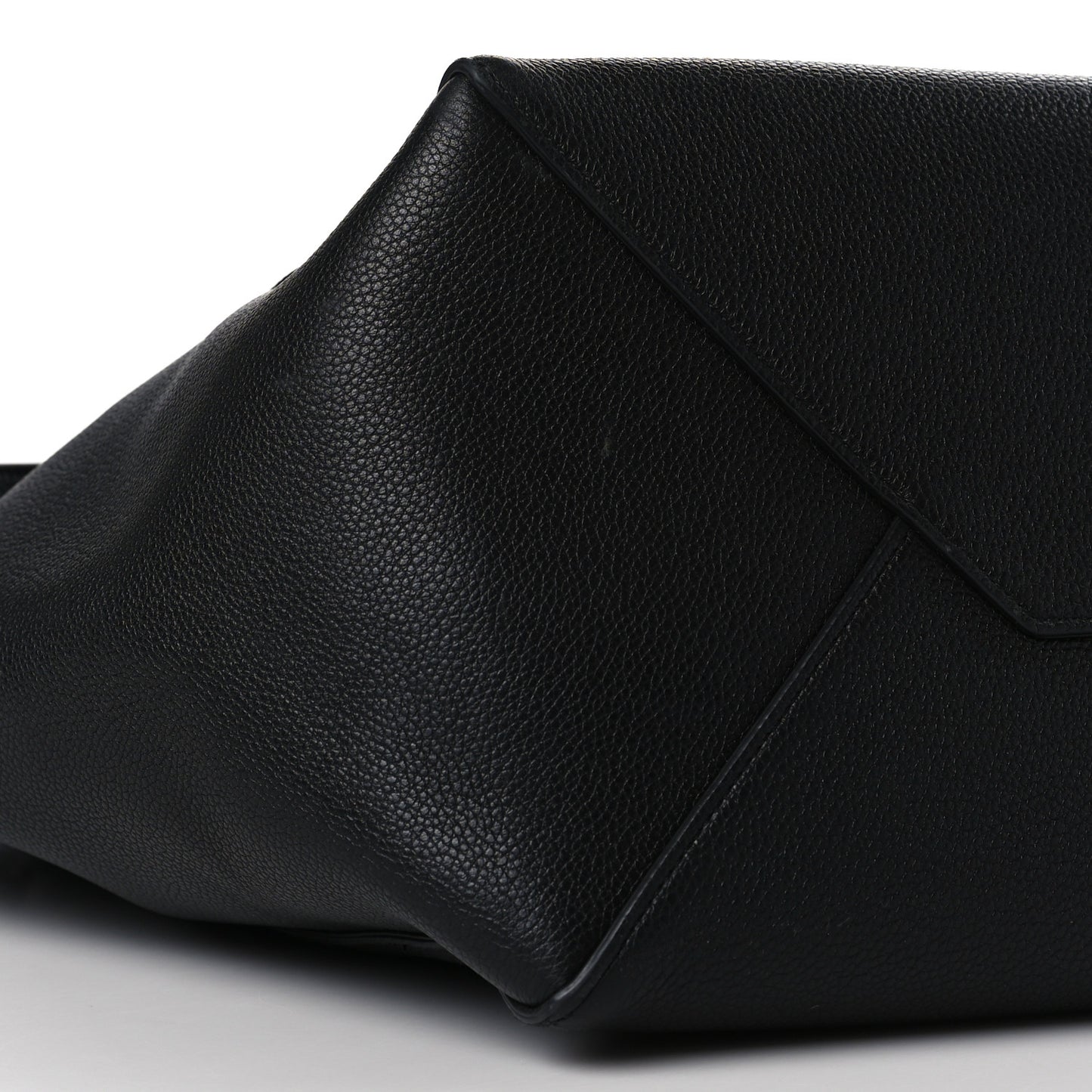 Soft Grained Calfskin Small Belt Cabas Phantom Black