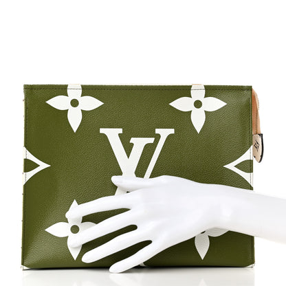 Louis Vuitton Monogram Giant Toiletry Pouch 26 Kaki 2 of 10