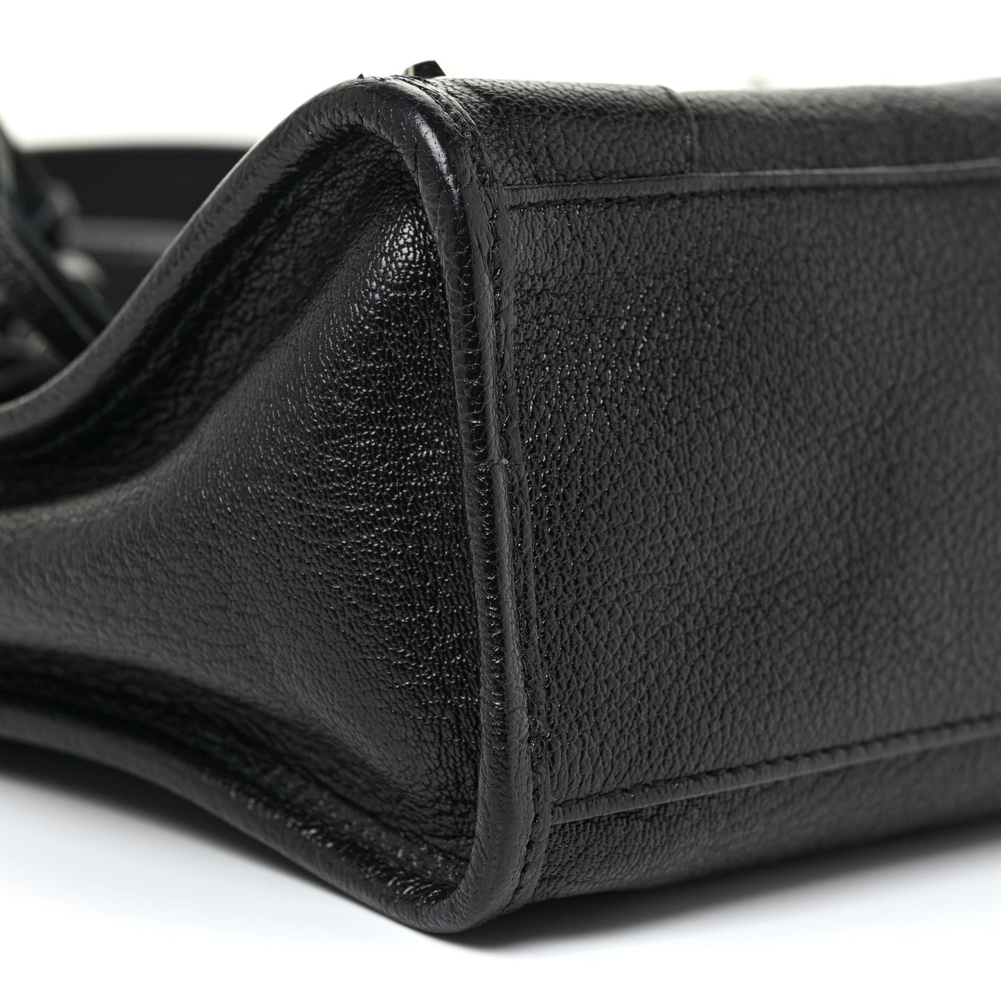 Chevre Silver Metallic Edge Hardware S City Black