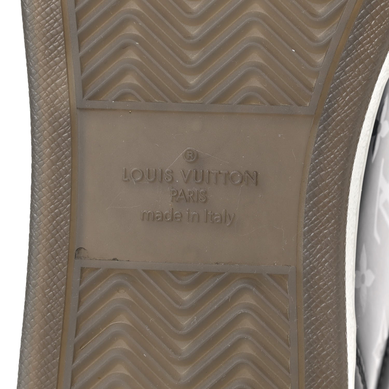Louis Vuitton Calfskin Monogram Mens Rivoli Sneakers 9.5 Black 6 of 7