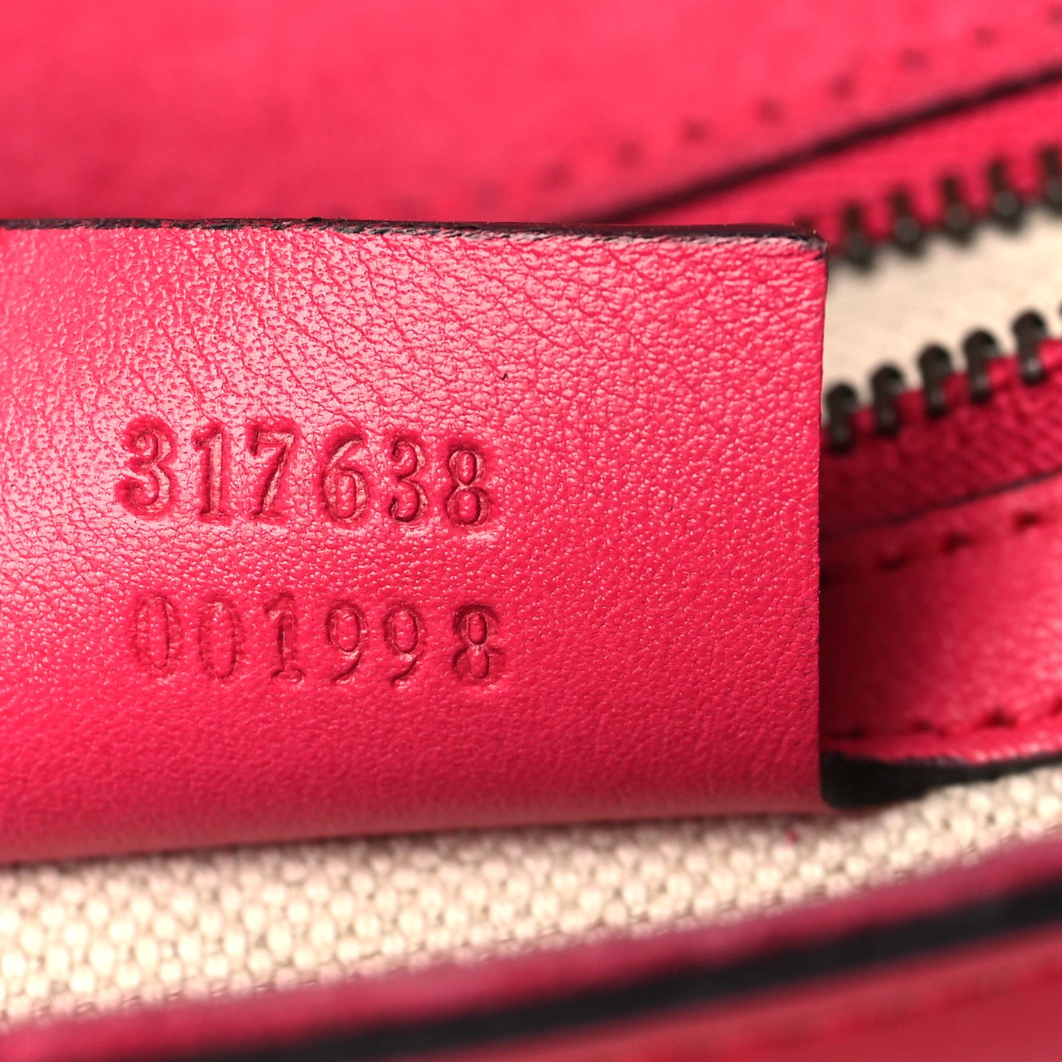 Gucci Patent Large Bright Bit Clutch Shocking Pink 7 of 10
