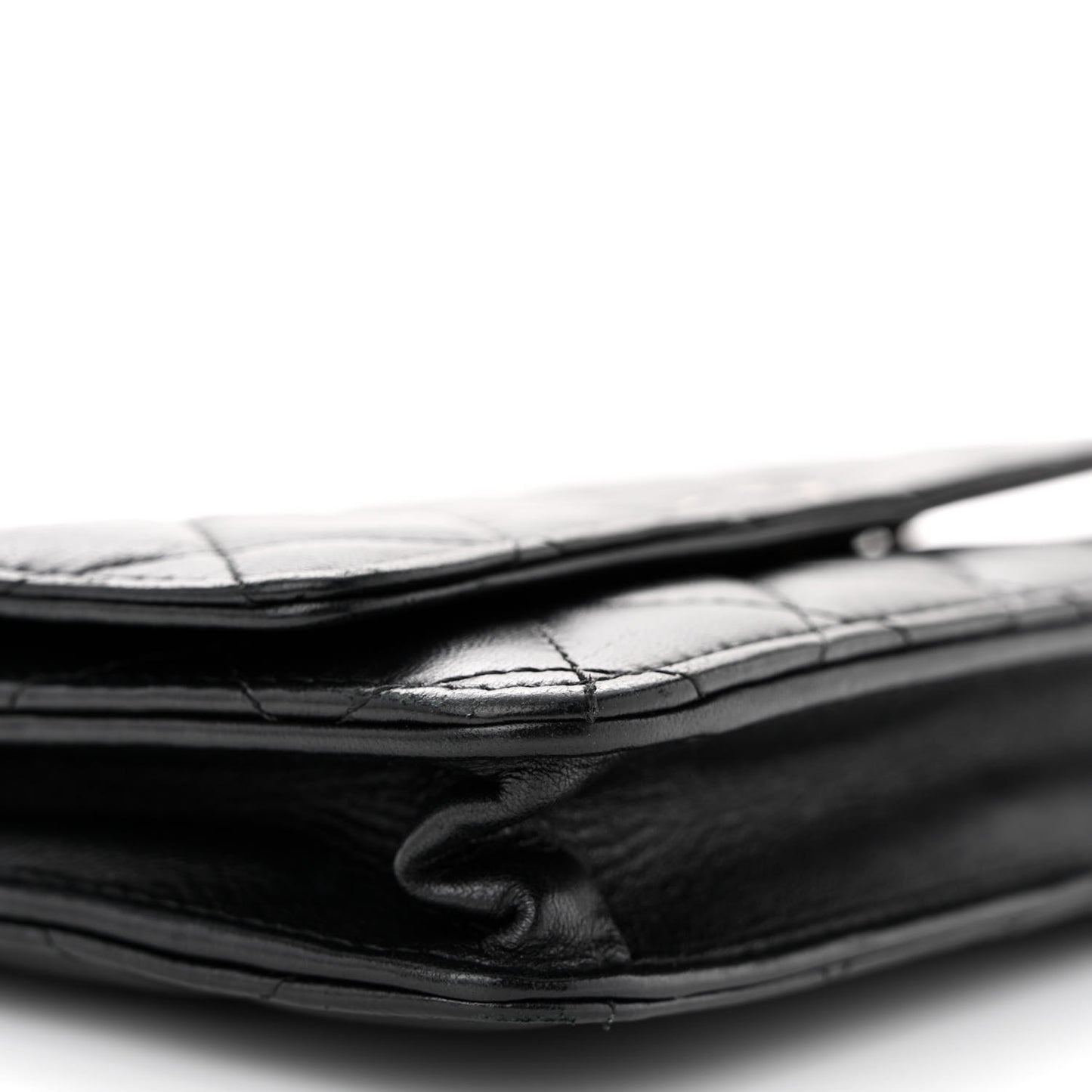 Lambskin Quilted Wallet On Chain WOC Black