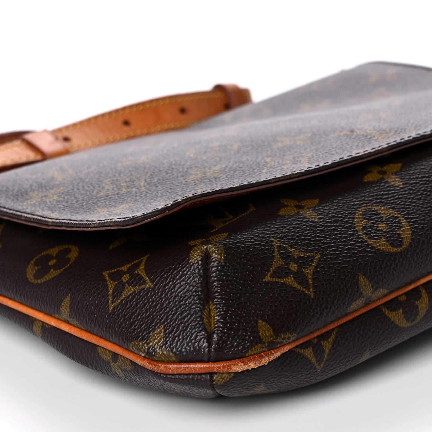 Monogram Musette Tango