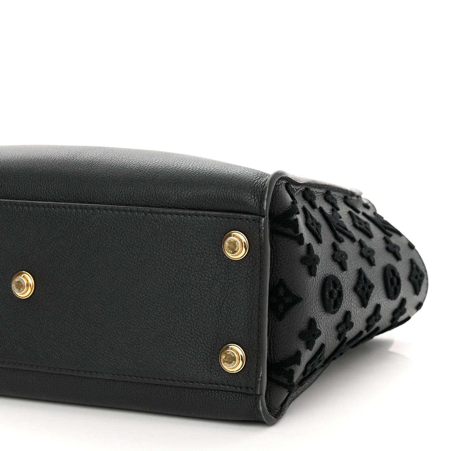 Calfskin Monogram Tufting On My Side Black