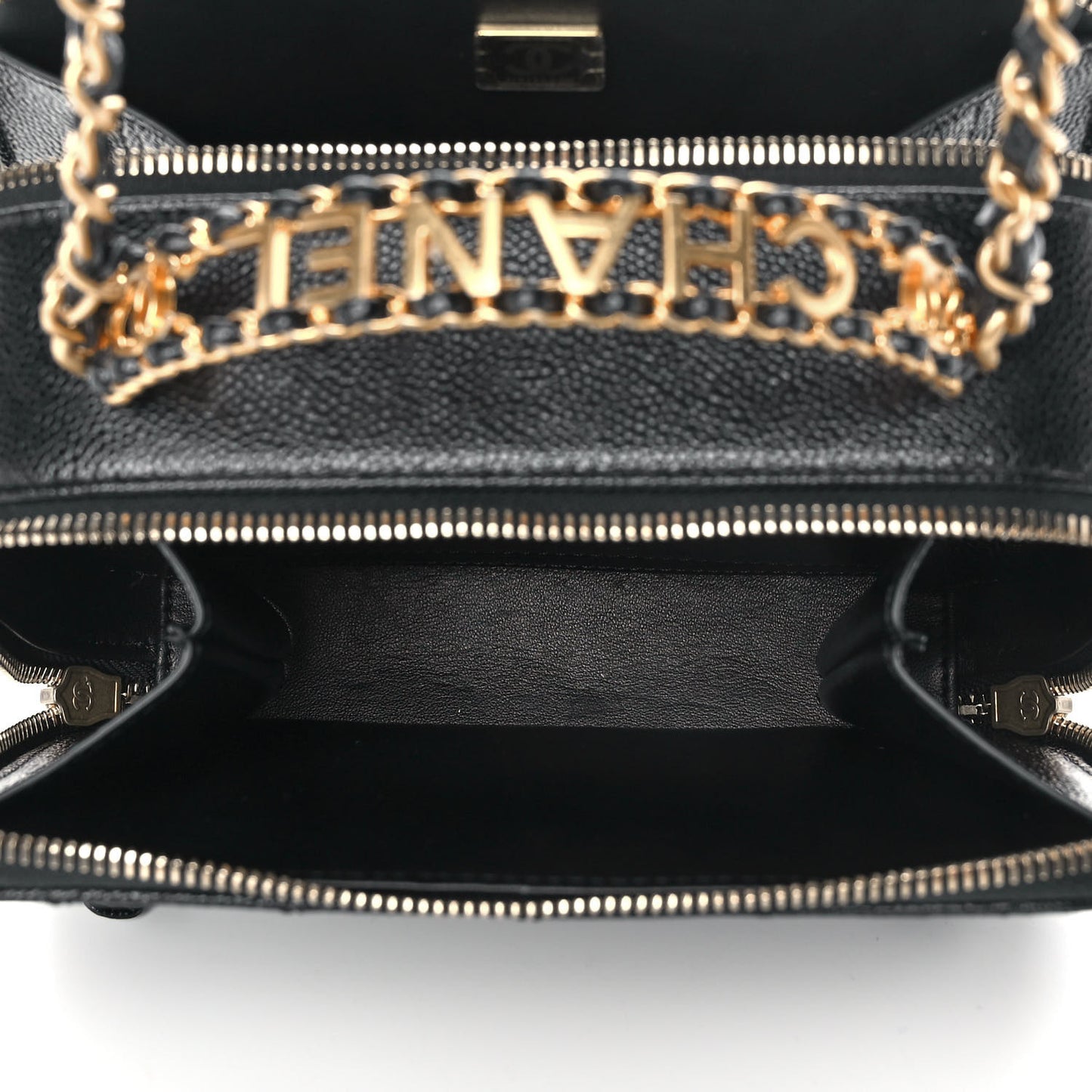 Caviar Quilted Small Pick Me Up Vanity Case Black