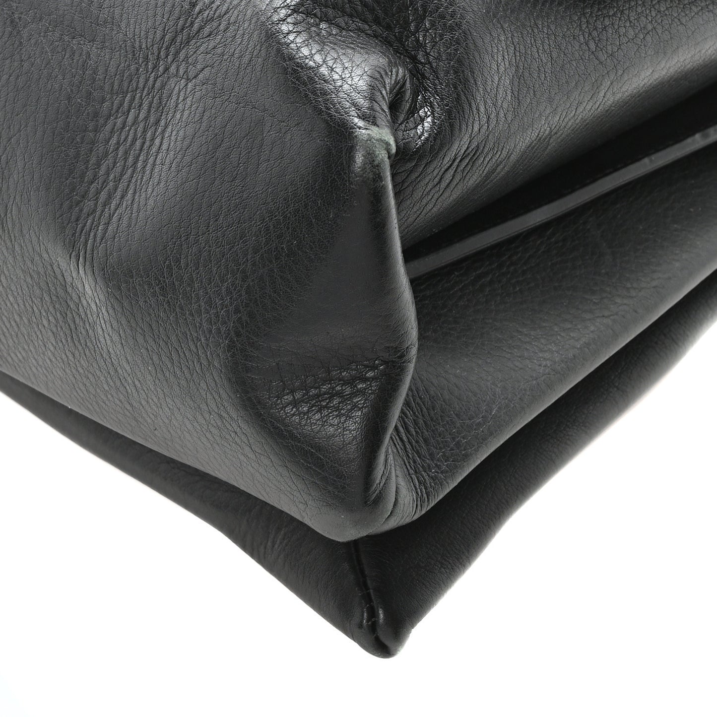 Smooth Calfskin Blade Flap Black