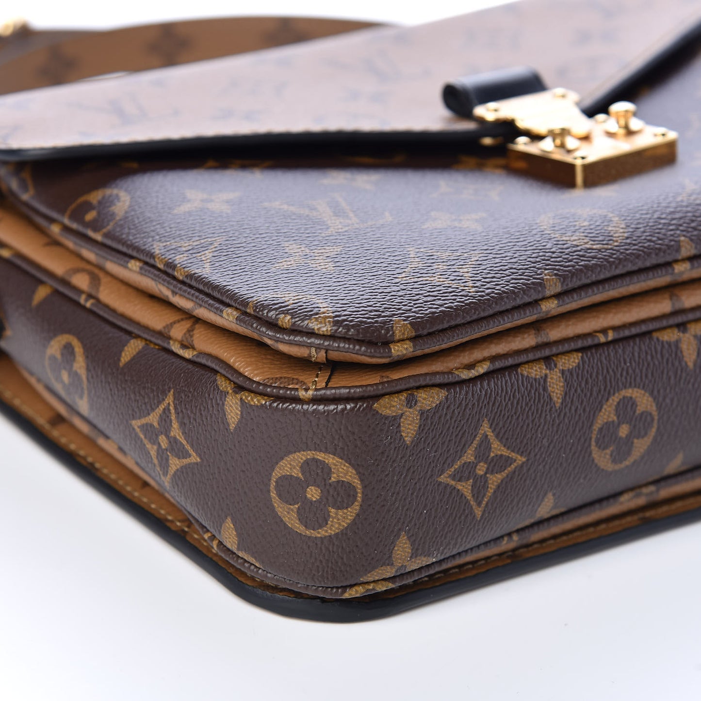 Reverse Monogram Pochette Metis
