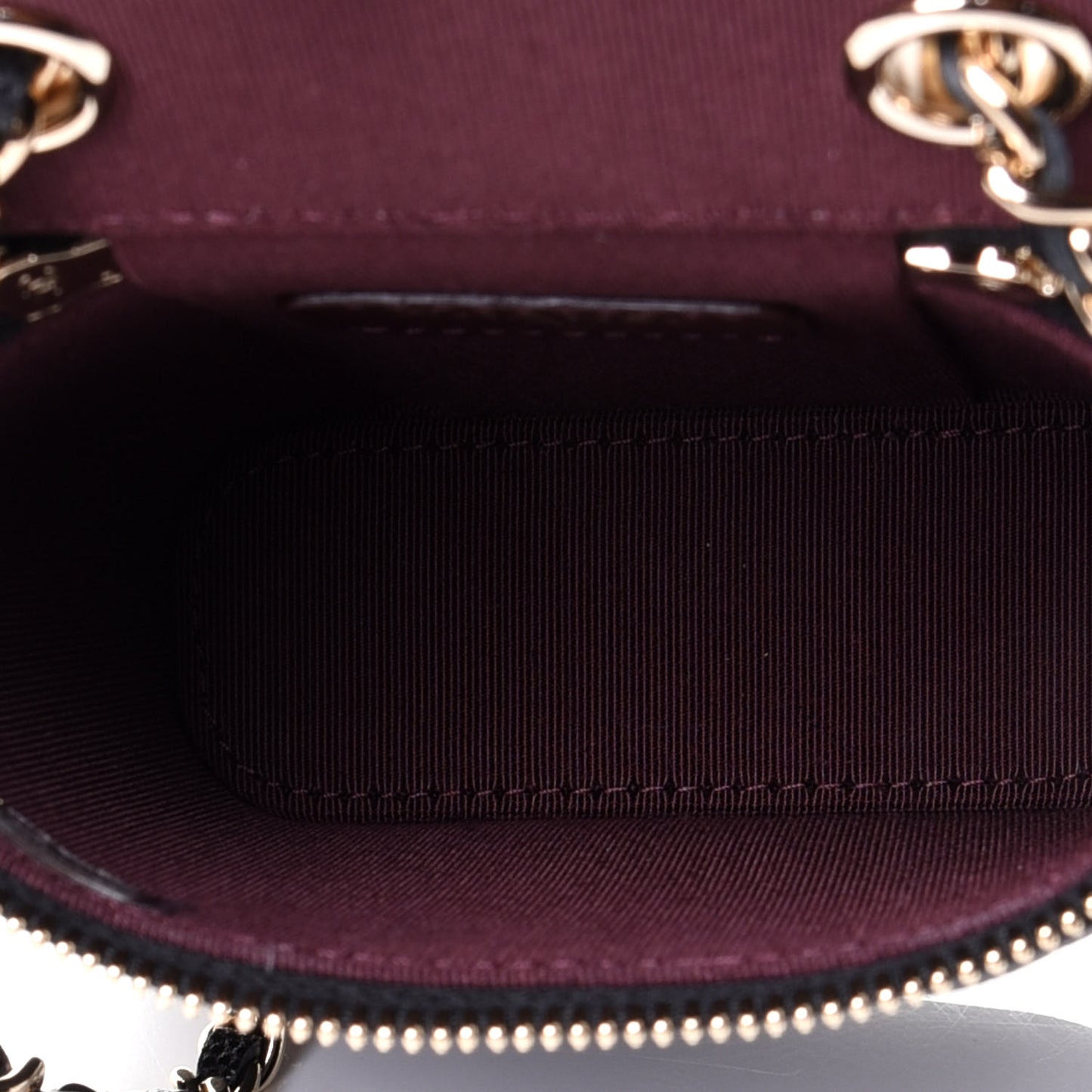 Caviar Quilted Small Vertical Coco Beauty Vanity Case With Chain Black