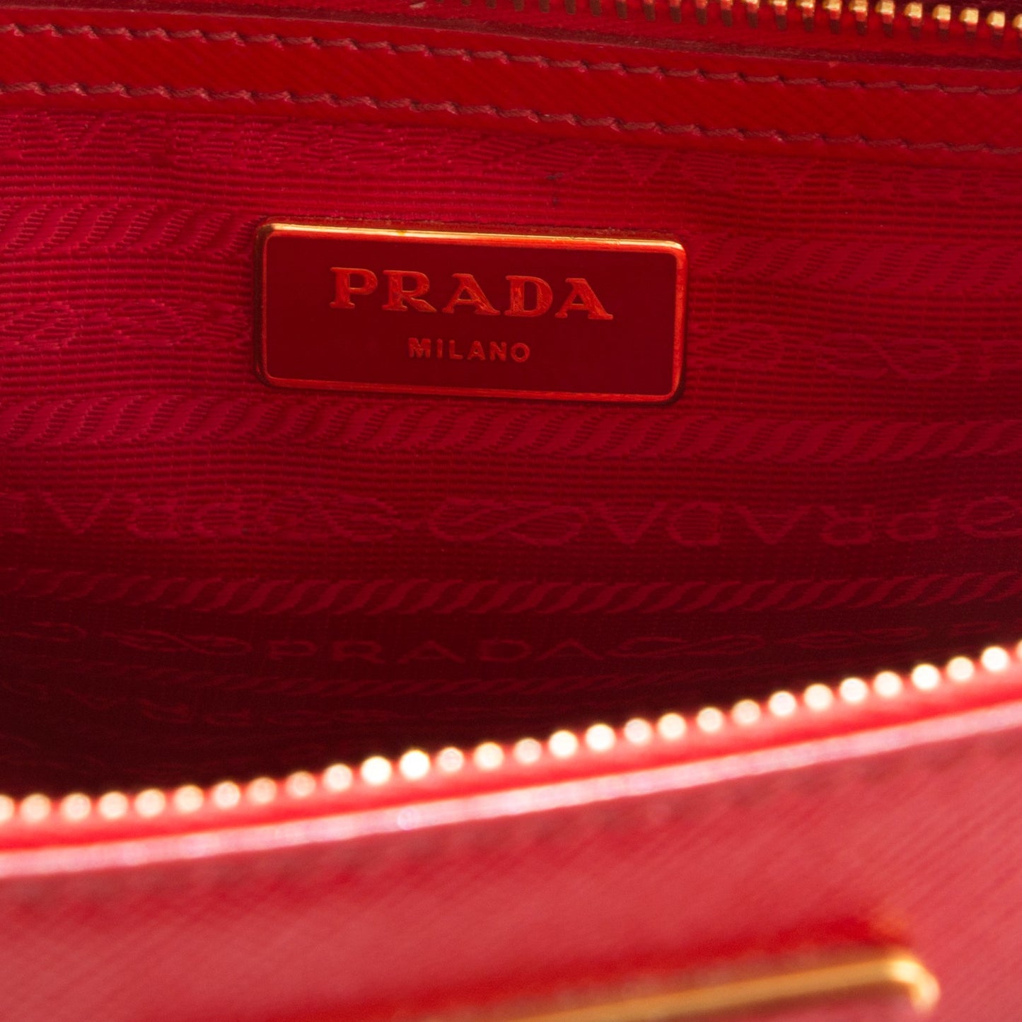 Saffiano Vernice Mini Galleria Double Zip Tote Rosso