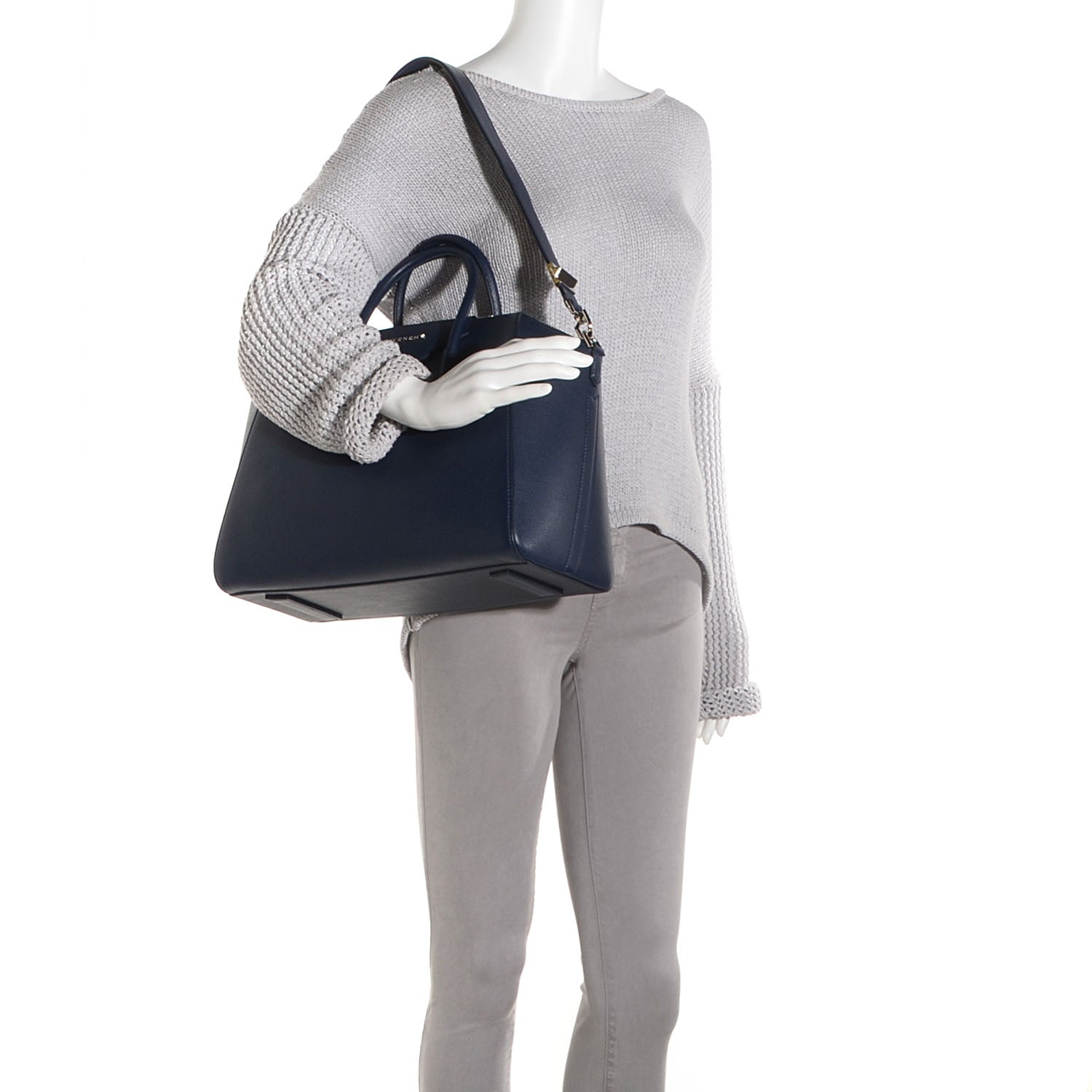 Givenchy Sugar Goatskin Medium Antigona Midnight Blue 2 of 9