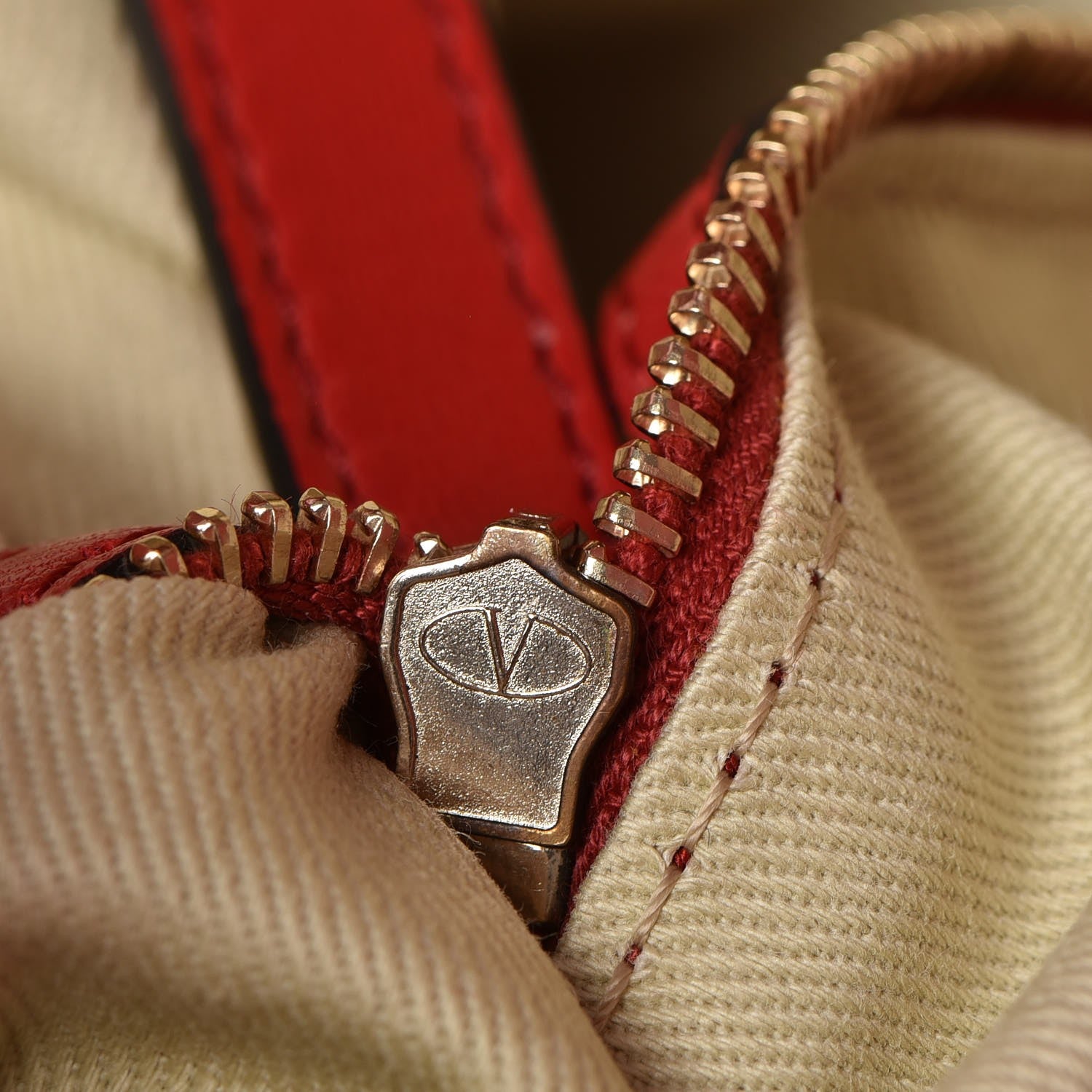 Valentino Garavani Nappa Va Va Voom Fold Over Chain Clutch Rosso Valentino 10 of 10