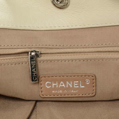 Chanel Caviar Quilted Expandable Zip Shoulder Bag White 6 of 8