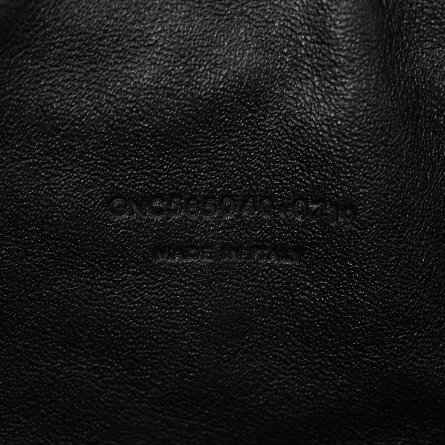 Grain De Poudre Matelasse Monochrome Monogram Mini Lou Camera Bag Black