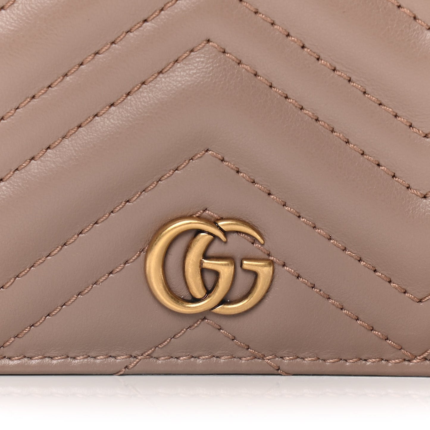 Calfskin Matelasse GG Marmont Card Case Wallet Porcelain Rose