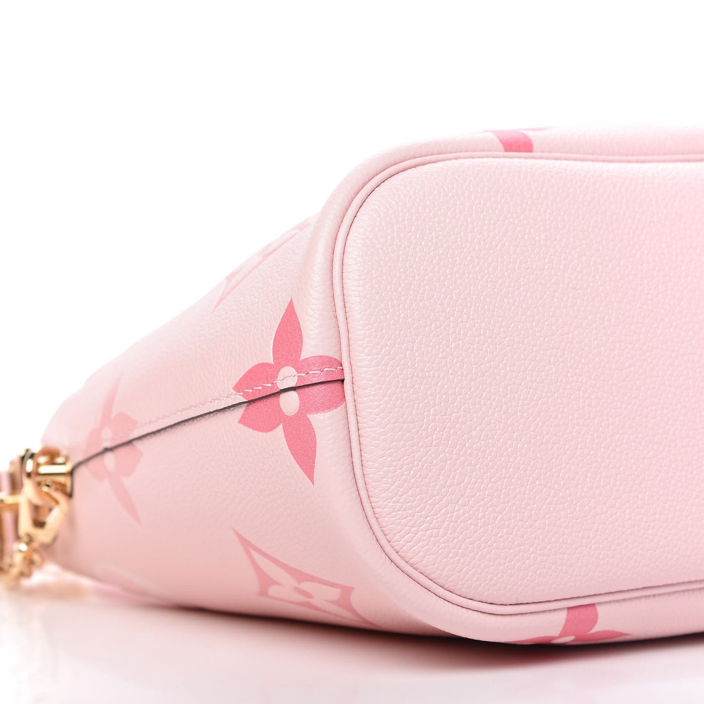 Empreinte Monogram Giant By The Pool Marshmallow Hobo PM Bouton De Rose