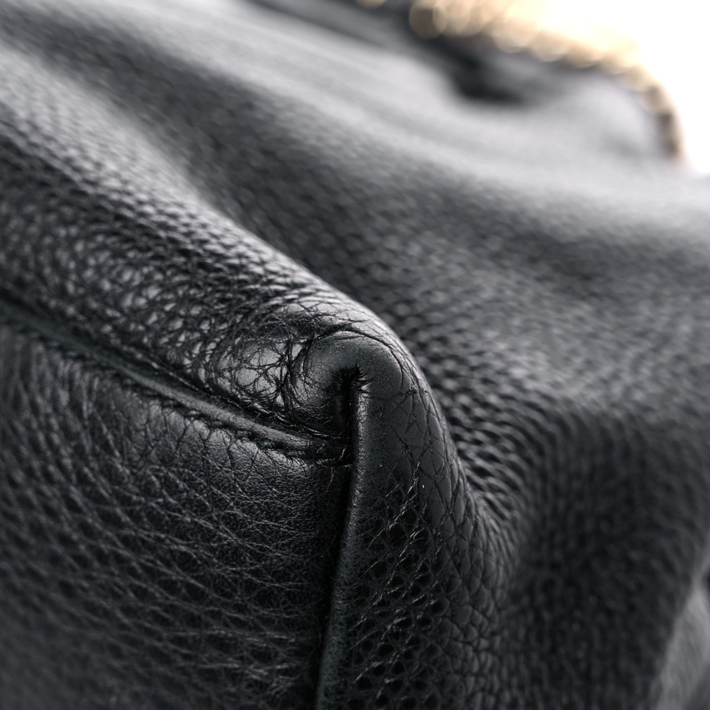 Pebbled Calfskin Medium Soho Chain Shoulder Bag Black