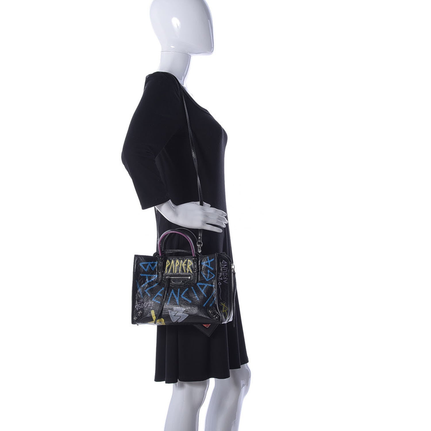 Balenciaga Agneau Graffiti Papier A6 Zip Around Tote Black 2 of 10