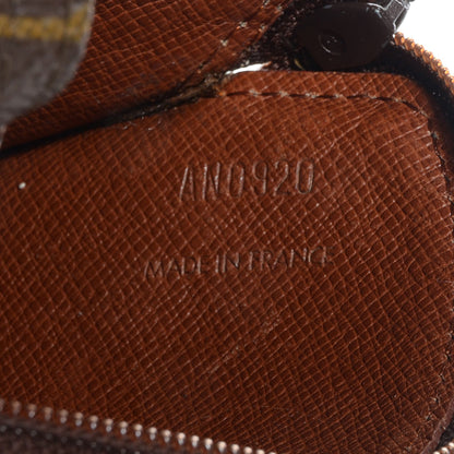 Louis Vuitton Monogram Pochette Secret Passport Holder 7 of 7