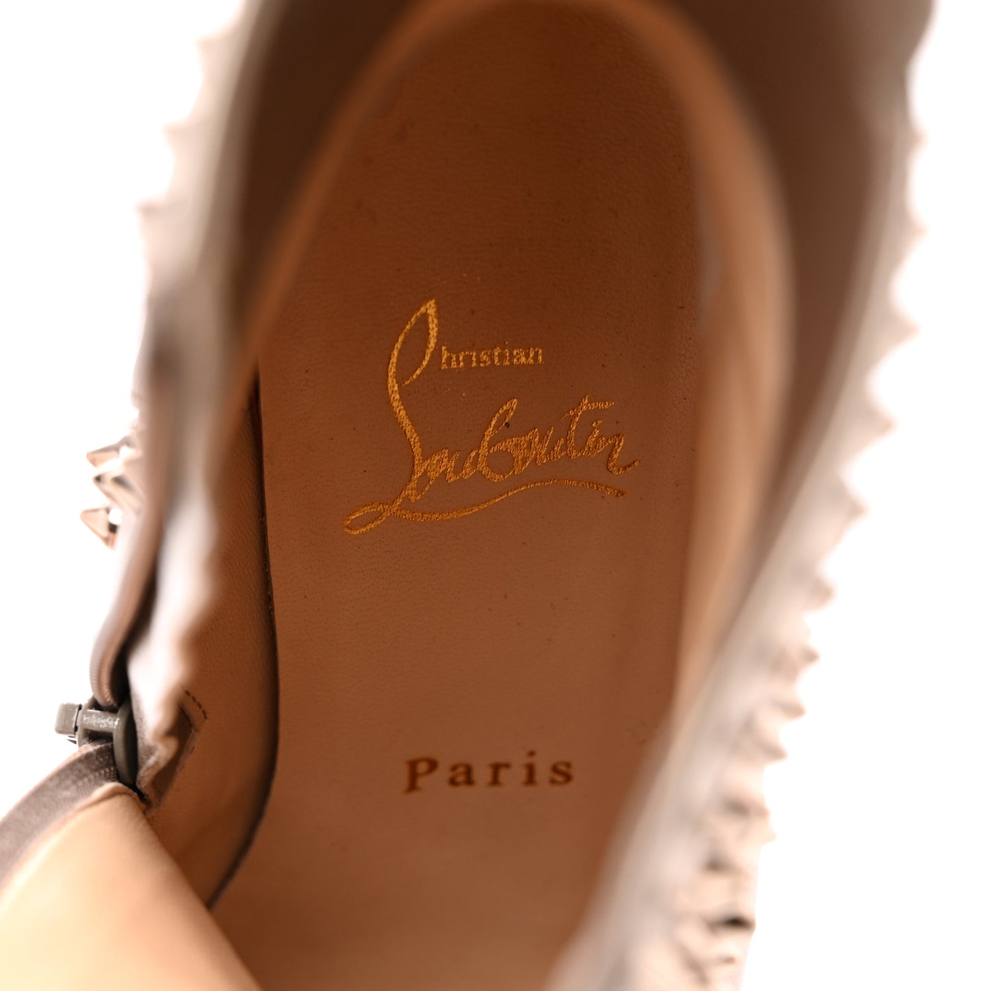 Calfskin Perle Spiked Hongroise 85 Ankle Boots 37 Colombe
