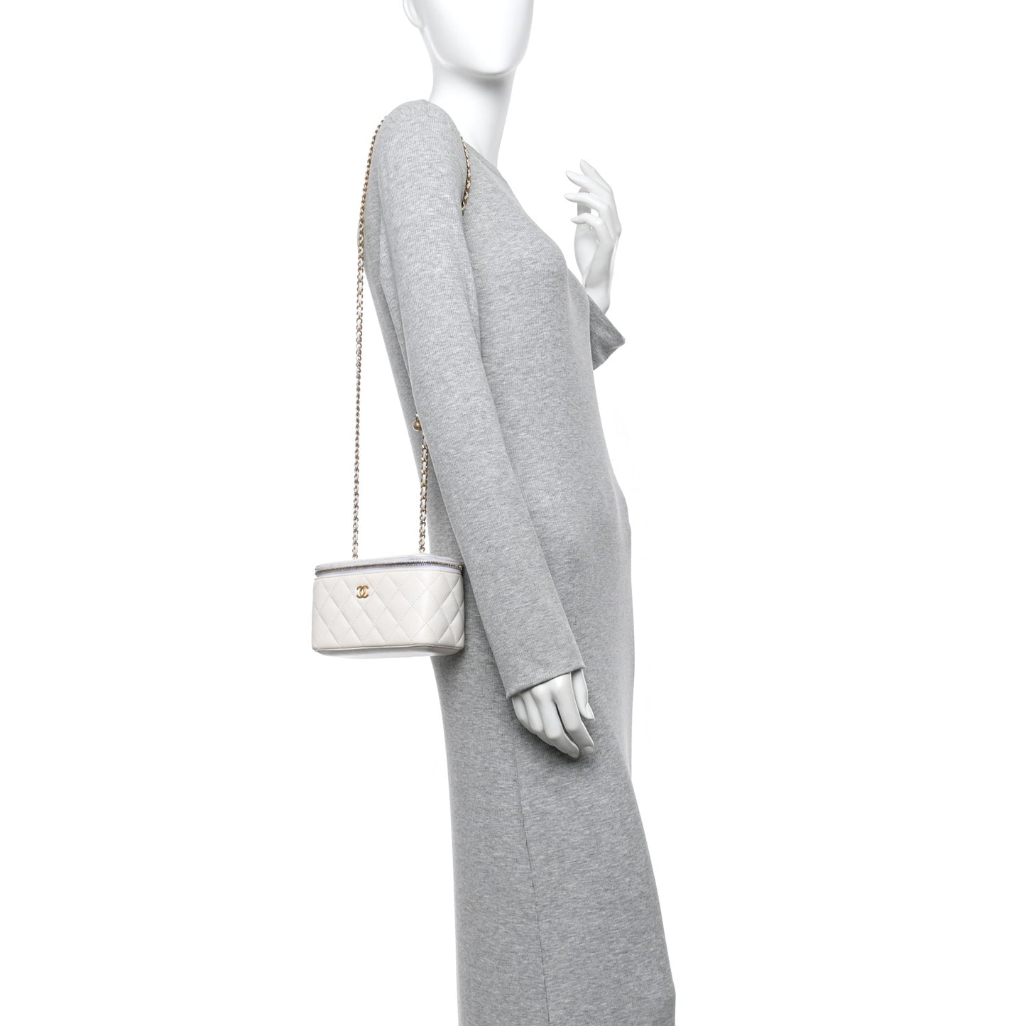 Lambskin Quilted Pearl Crush Small Vanity Case With Chain White