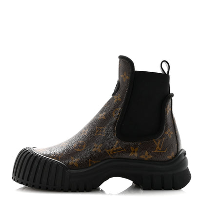 Louis Vuitton Patent Monogram Ruby Flat Ankle Boots 39 Black 1 of 9