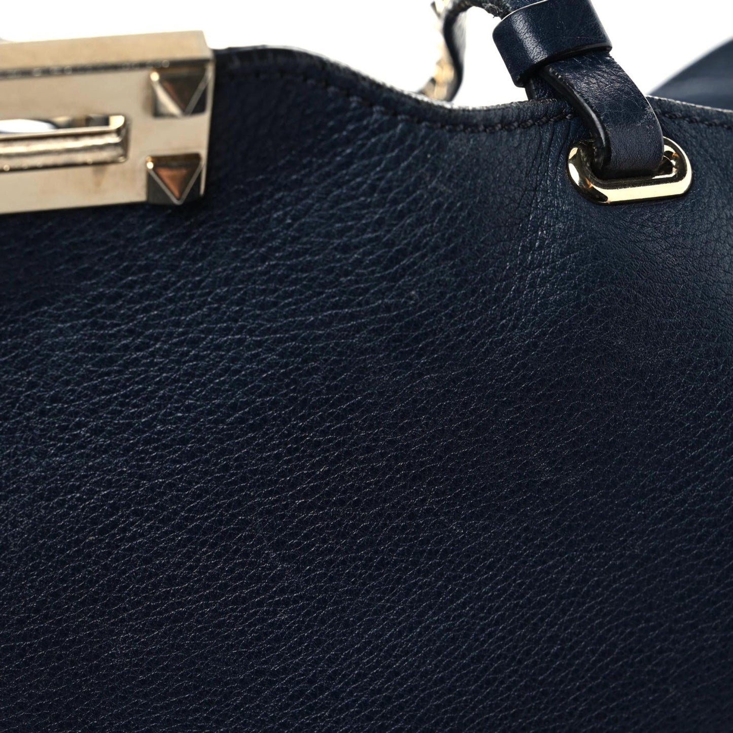 Pebbled Calfskin Medium Rockstud Tote Marine