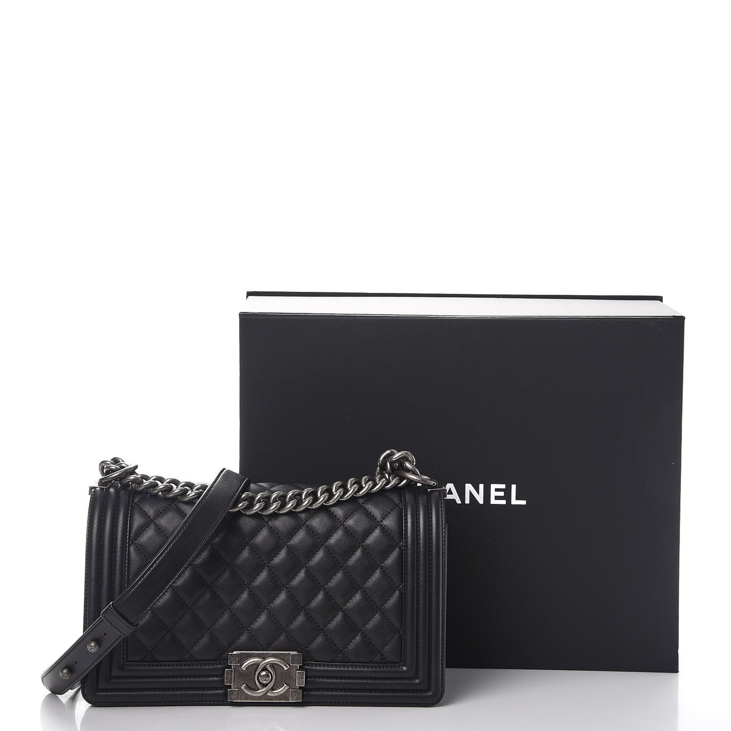 Calfskin Quilted Medium Boy Flap Black