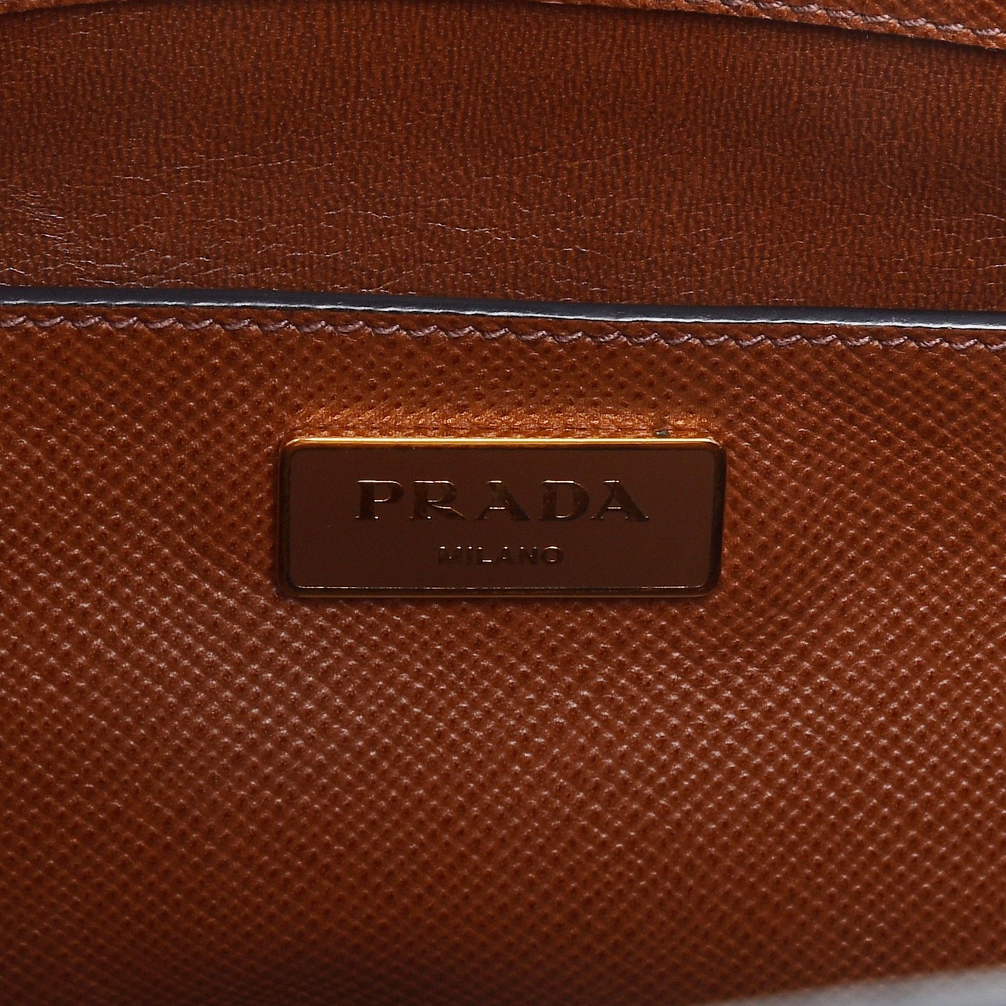 Saffiano Cuir Front Pocket Tote Palissandro