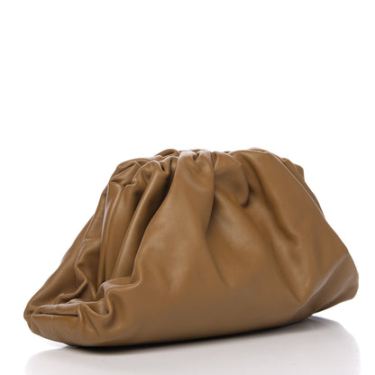 Bottega Veneta Smooth Butter Calf The Pouch Oversized Clutch Cammello 2 of 9