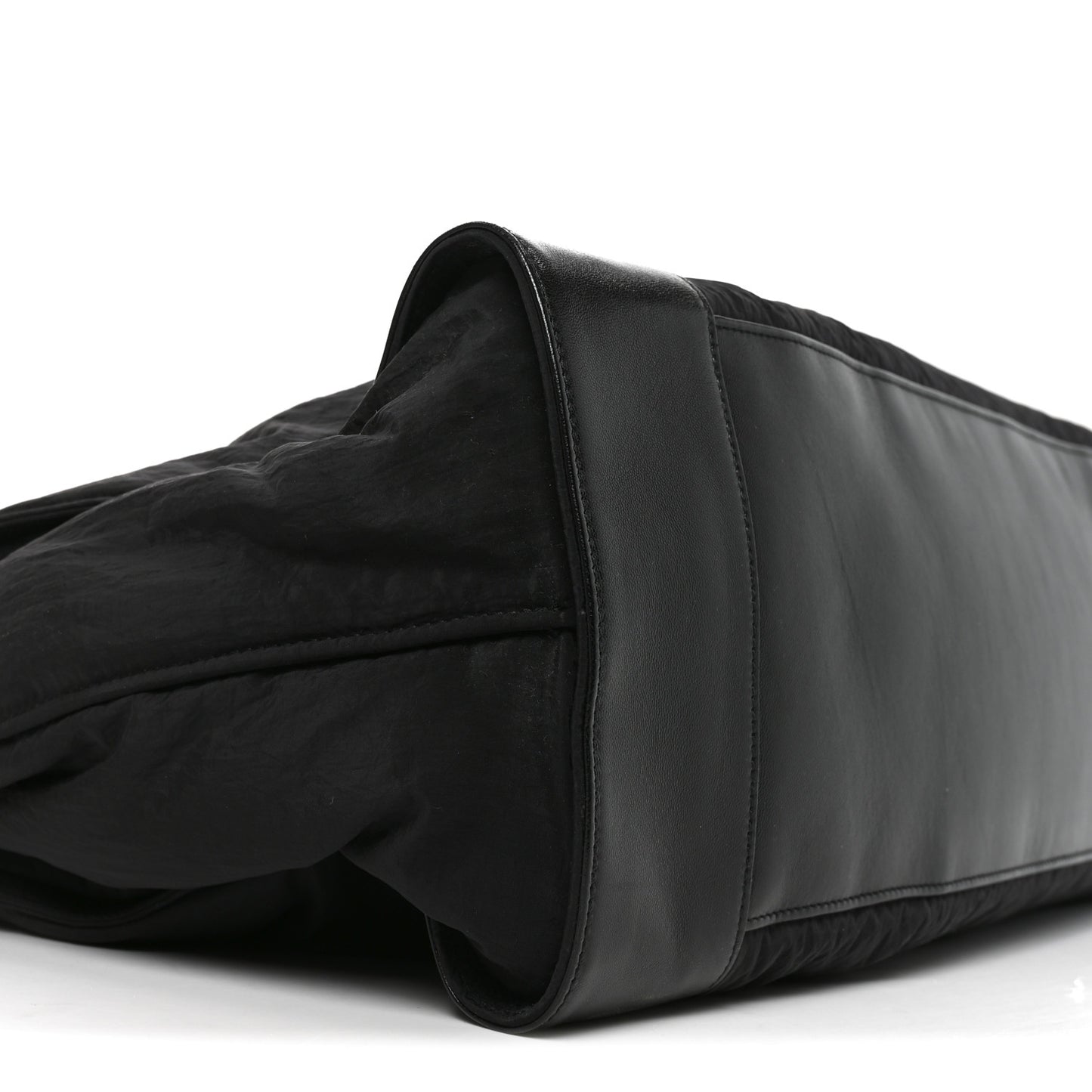 Nylon Calfskin 48H Sac De Jour Duffle Black