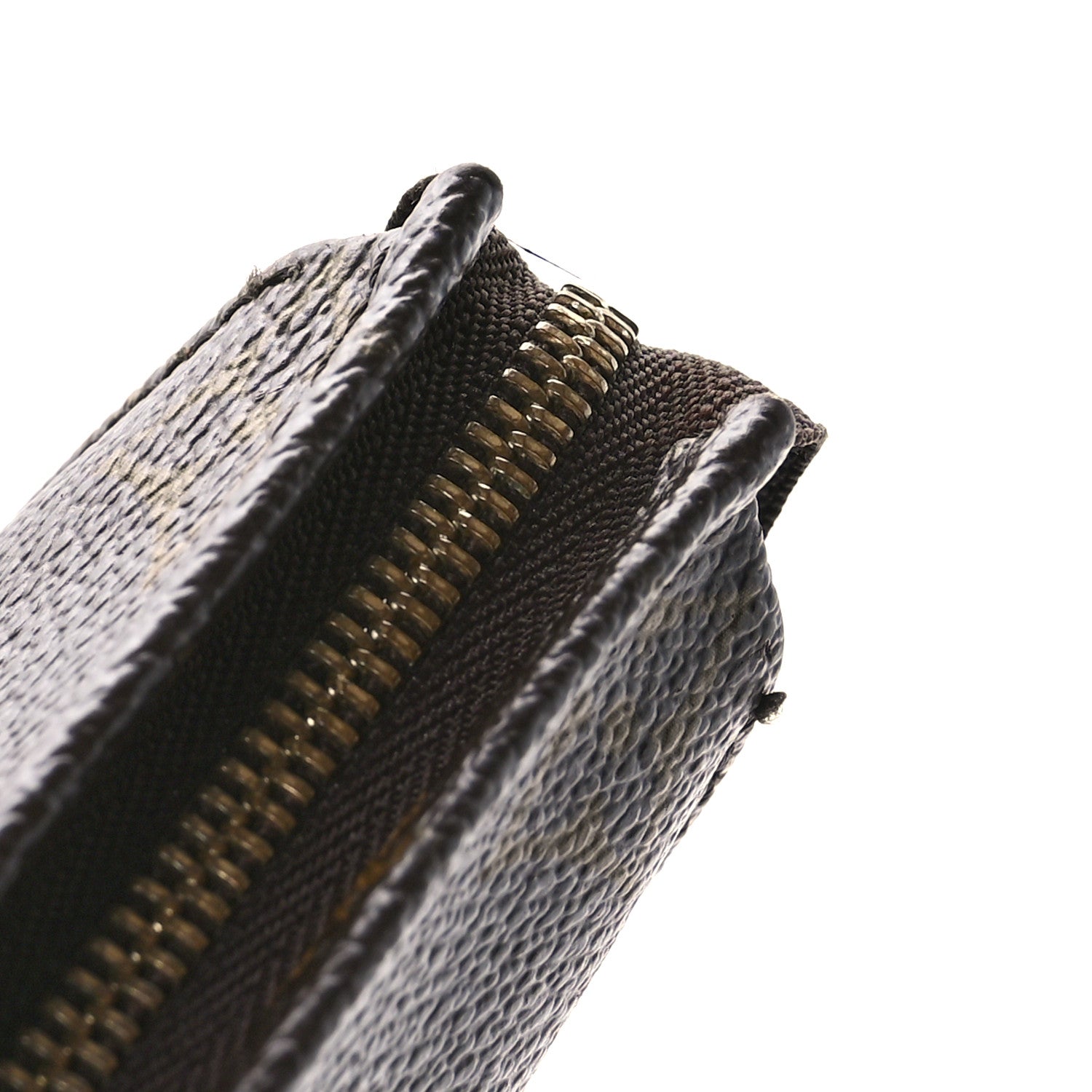 Louis Vuitton Monogram Toiletry Pouch 19 9 of 10