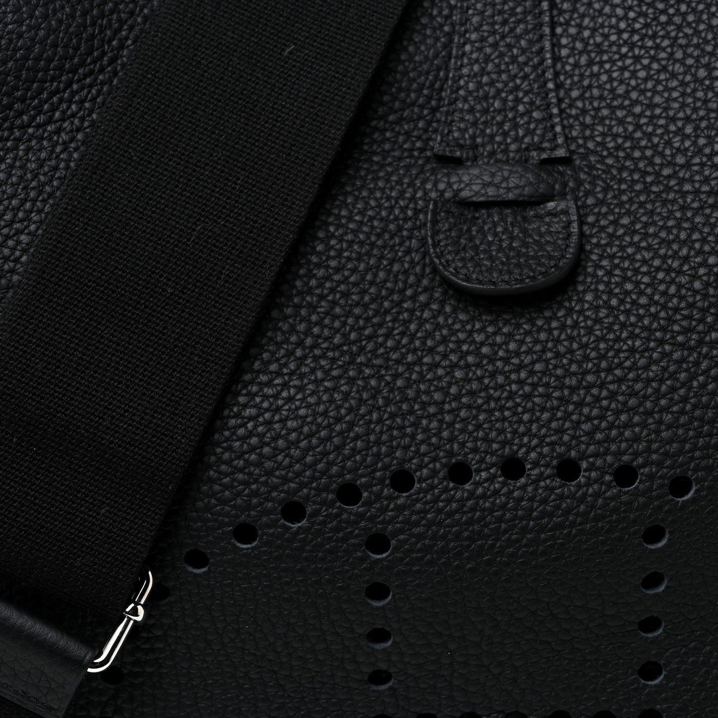 Taurillon Clemence Evelyne III GM Black