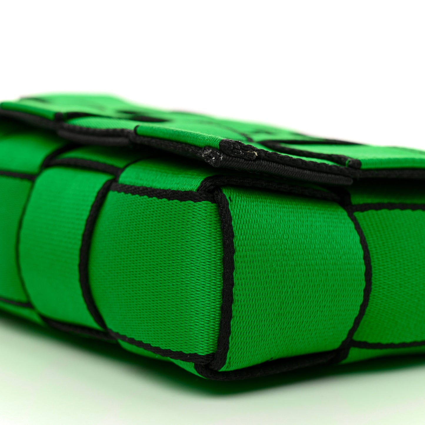 Webbing Maxi Intrecciato Cassette Crossbody Bag Parakeet