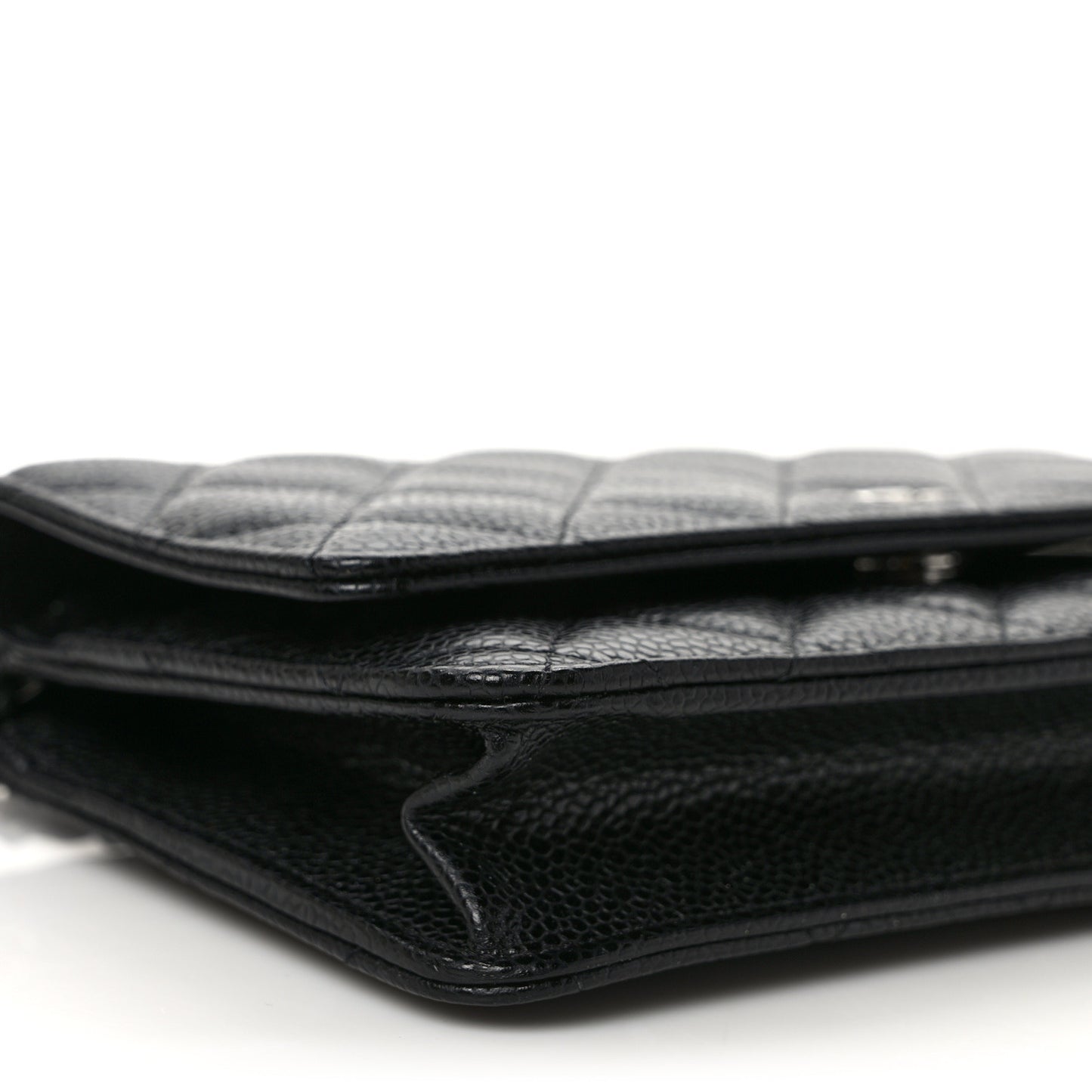Caviar Quilted Wallet on Chain WOC Black