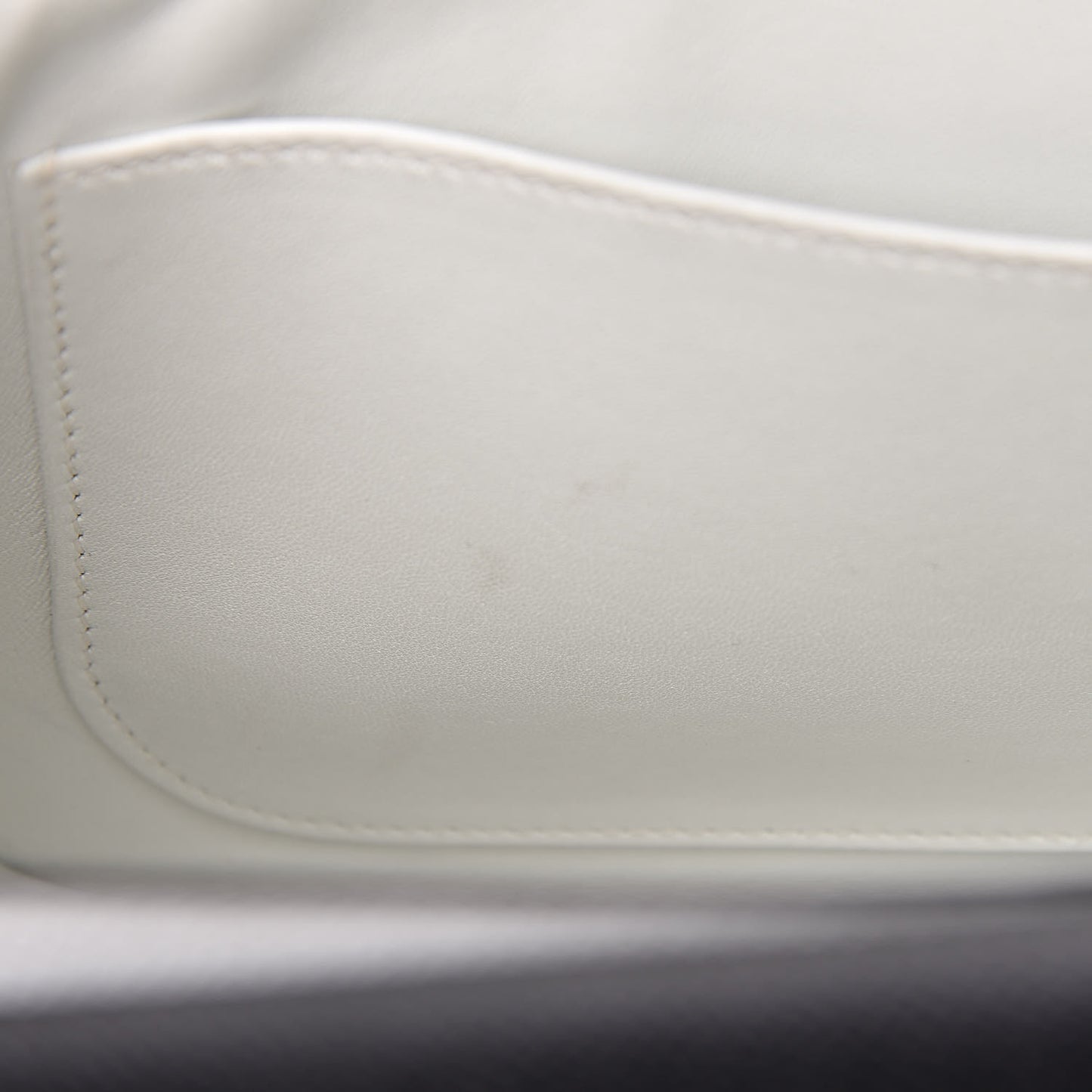 Epsom Butler Harnais White Black Natural