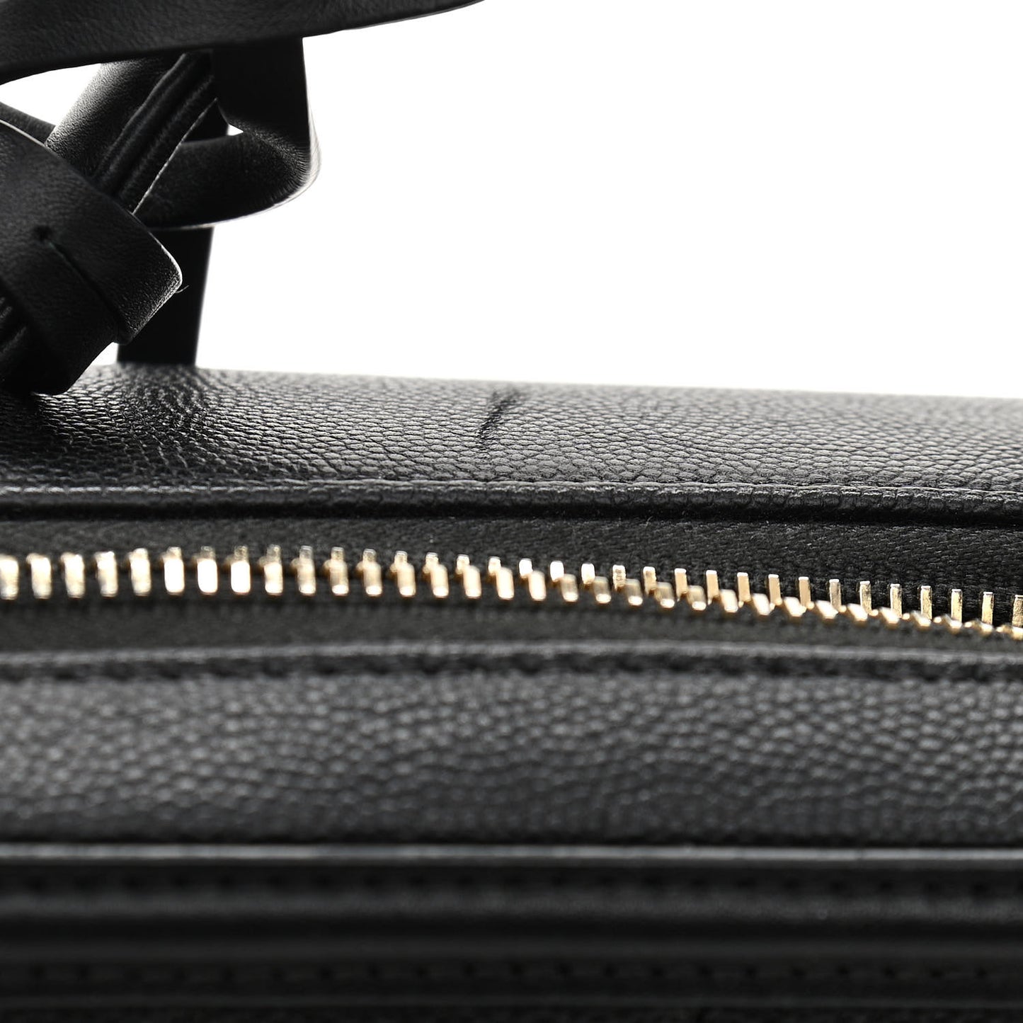 Caviar Quilted Medium CC Filigree Vanity Case Black
