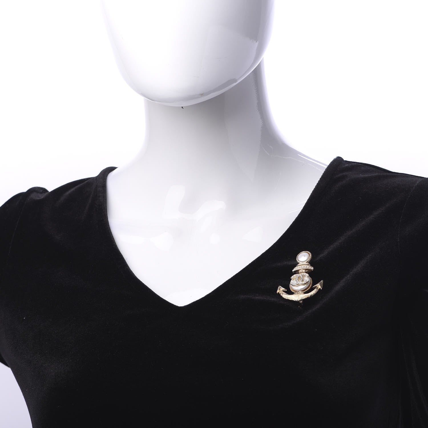 Chanel Crystal Pearl CC Anchor Brooch Gold 2 of 5