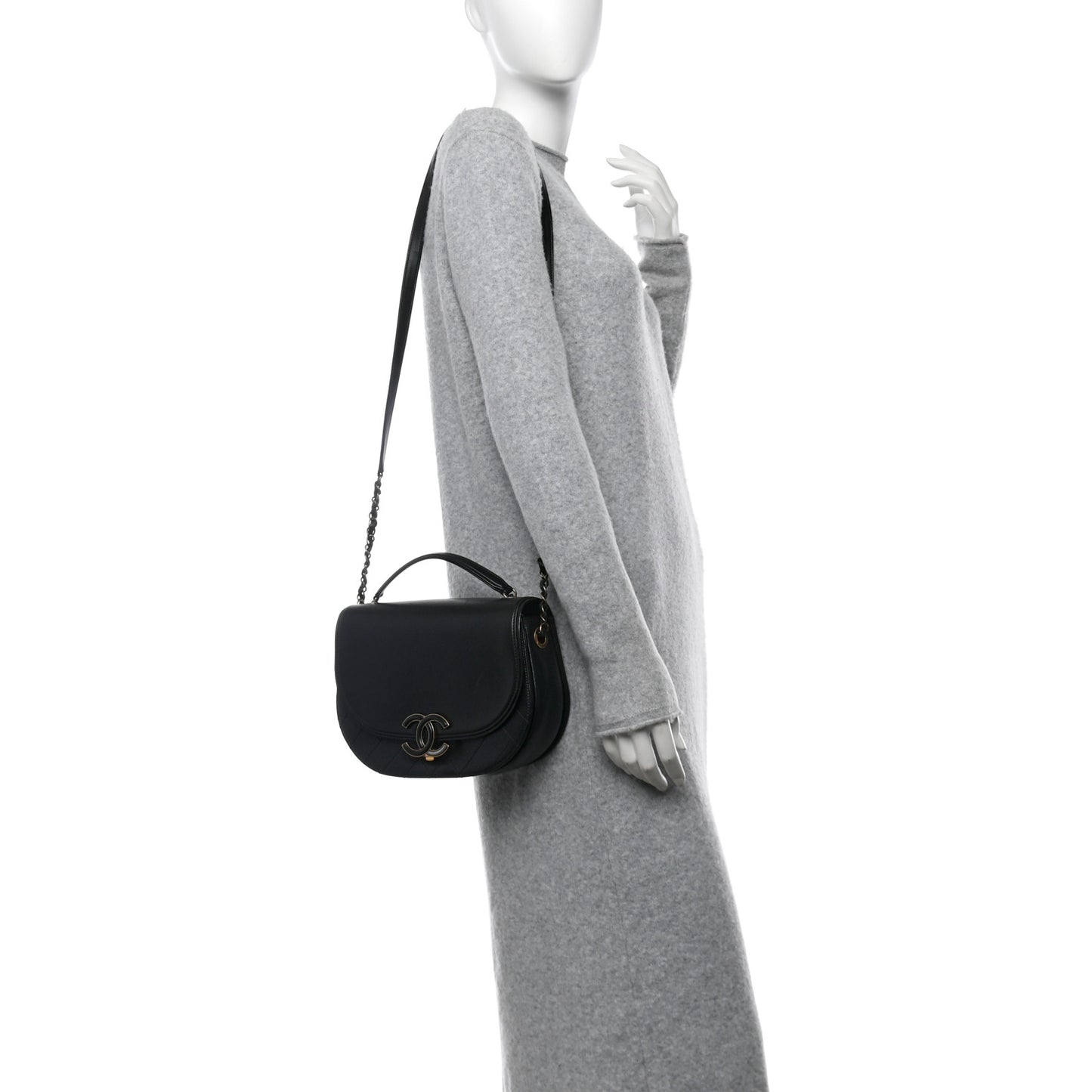 Shiny Calfskin Goatskin Quilted Medium Coco Curve Messenger Flap Black