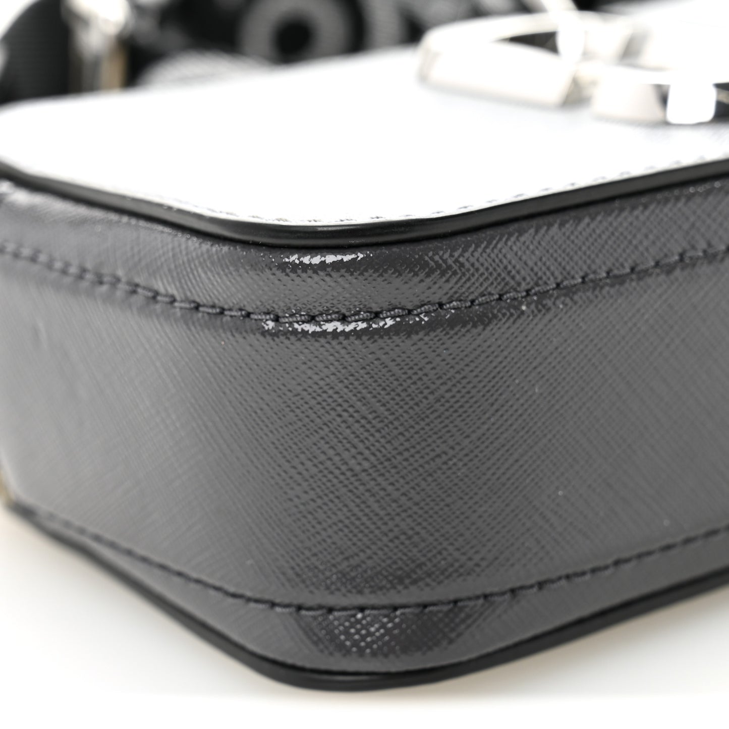 Saffiano Small Snapshot Camera Bag Grey Multicolor