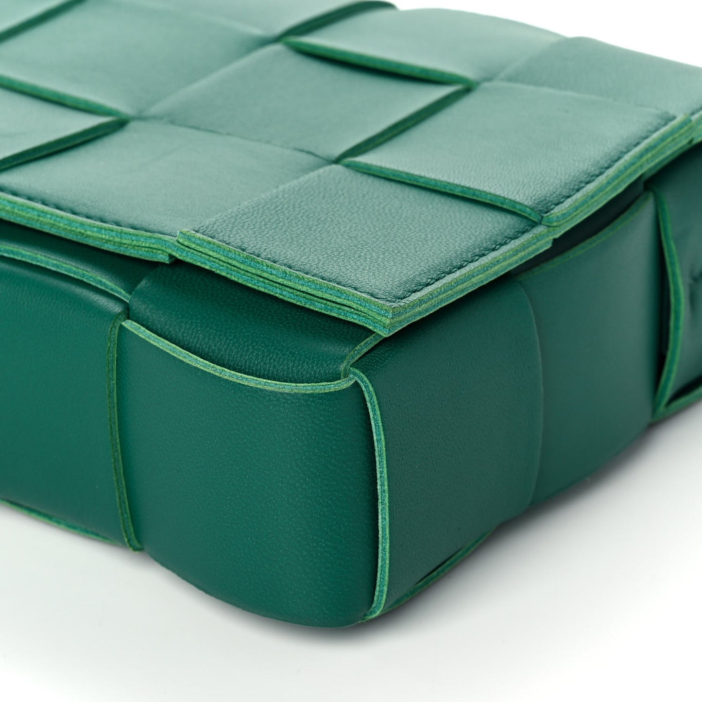 Lambskin Maxi Intrecciato Cassette Crossbody Bag Racing Green