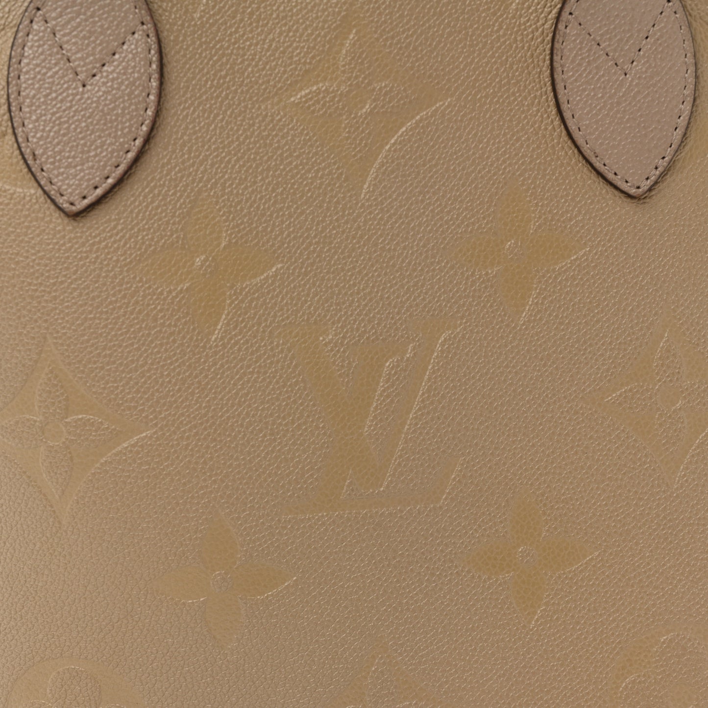 Empreinte Monogram Giant Neverfull MM Tourterelle
